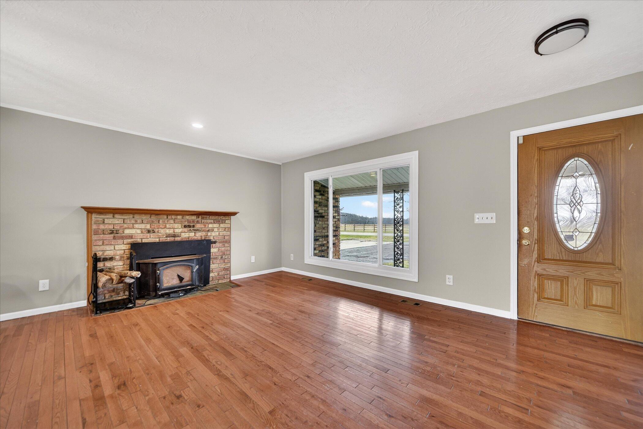 4546 East Berry Road Pleasant Lake, MI 49272 - Photo 7 of 40 07-4546-E-Berry-Rd-WindowStill