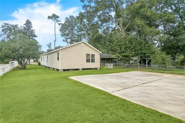 $1,800 | 643 Citrus Street, Slidell, LA 70460
