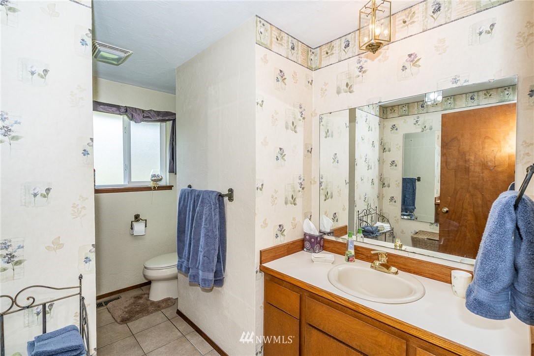 1223 Middle Fork Road Onalaska, WA 98570 - Photo 17 of 32 Gallery Image 17