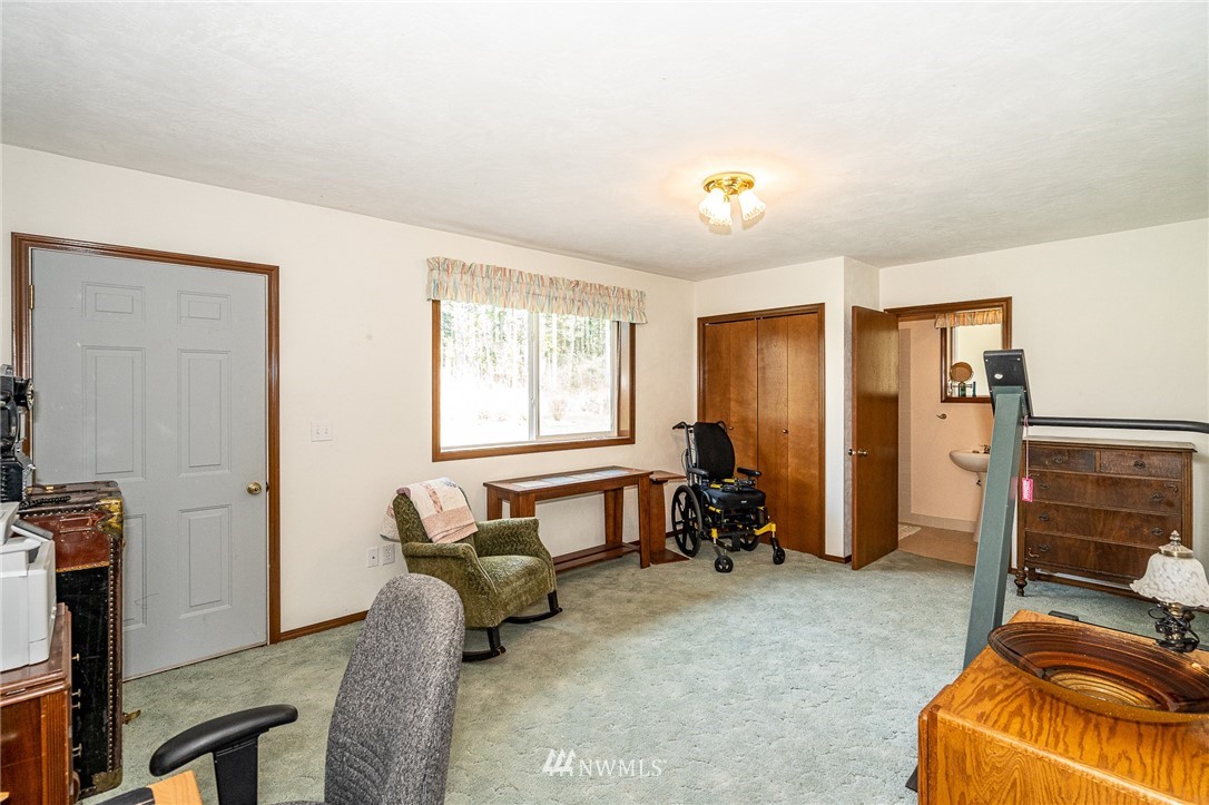 1223 Middle Fork Road Onalaska, WA 98570 - Photo 25 of 32 Gallery Image 25