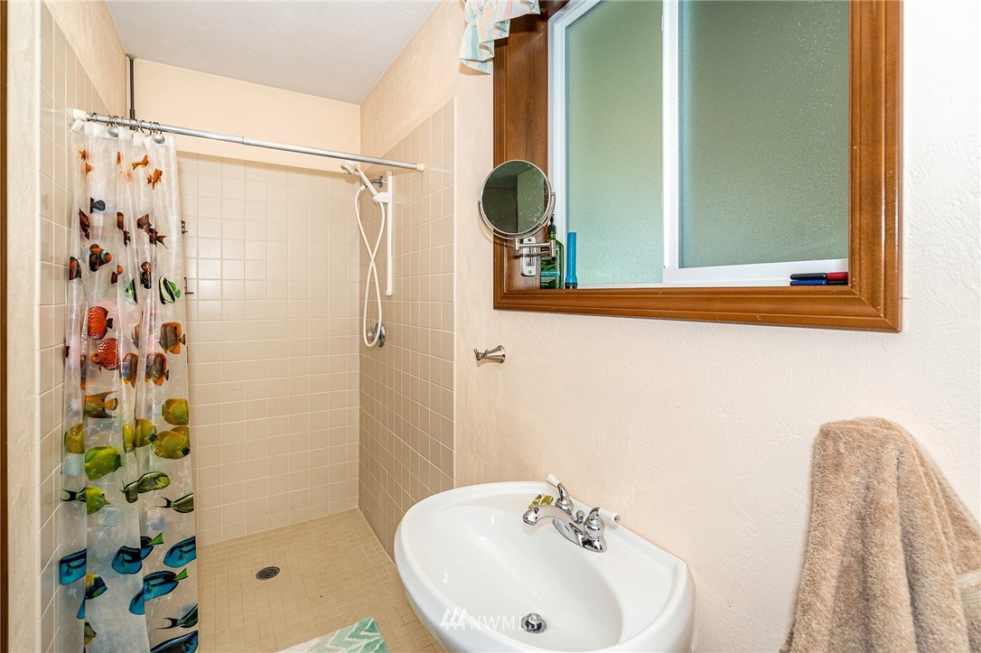 1223 Middle Fork Road Onalaska, WA 98570 - Photo 26 of 32 Gallery Image 26