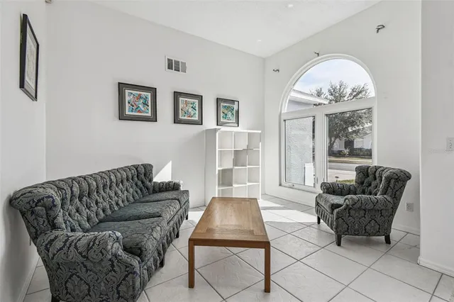 $429,000 | 1712 Powder Ridge Drive, Valrico, FL 33594