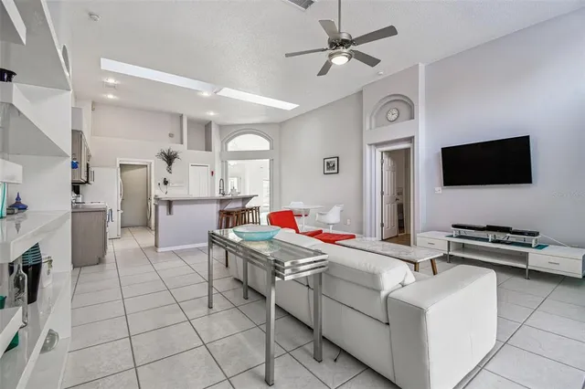 $429,000 | 1712 Powder Ridge Drive, Valrico, FL 33594