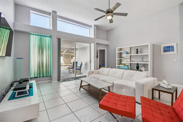 $429,000 | 1712 Powder Ridge Drive, Valrico, FL 33594