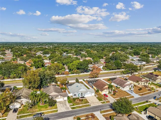 $429,000 | 1712 Powder Ridge Drive, Valrico, FL 33594