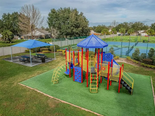 $429,000 | 1712 Powder Ridge Drive, Valrico, FL 33594