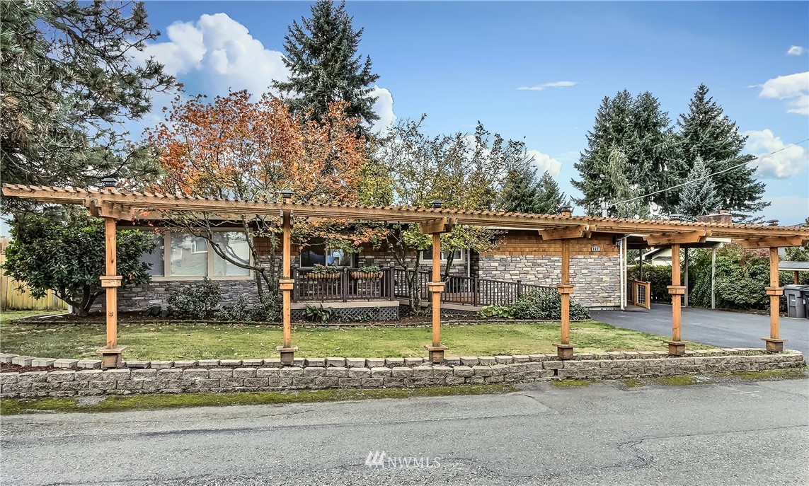 427 Southwest 127th Street Seattle, WA 98146 - Photo 1 of 19 Gallery Image 1