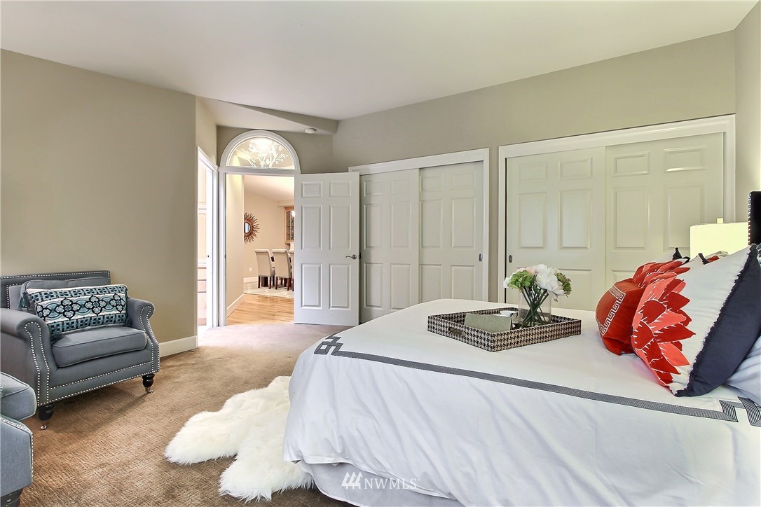 427 Southwest 127th Street Seattle, WA 98146 - Photo 13 of 19 Gallery Image 13