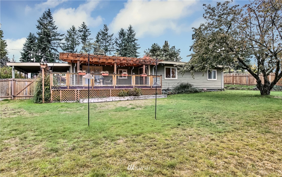 427 Southwest 127th Street Seattle, WA 98146 - Photo 18 of 19 Gallery Image 18