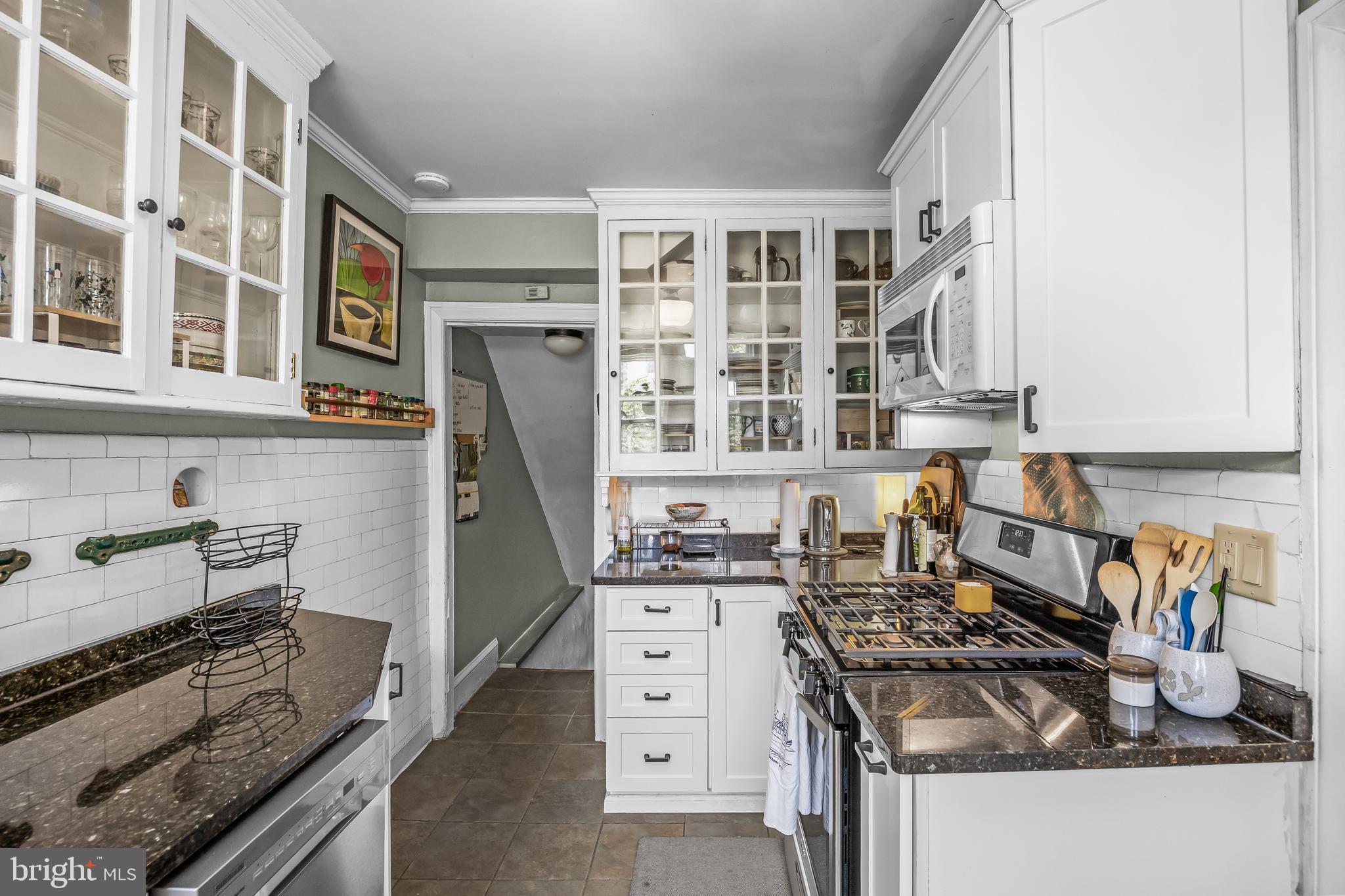 138 Edgehill Road Bala Cynwyd, PA 19004 - Photo 18 of 45