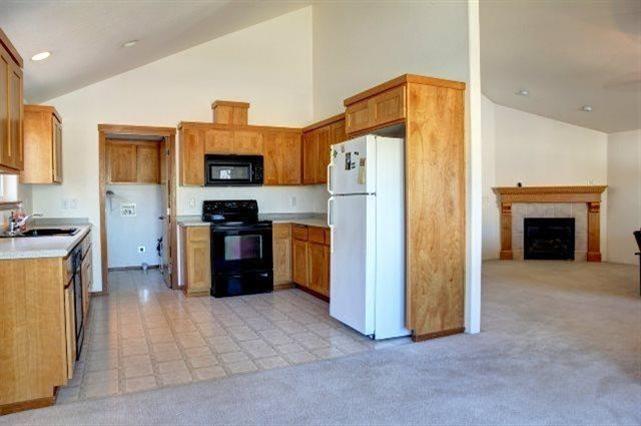 747 South Haskell Street Central Point, OR 97502 - Photo 9 of 27 Additional Photo