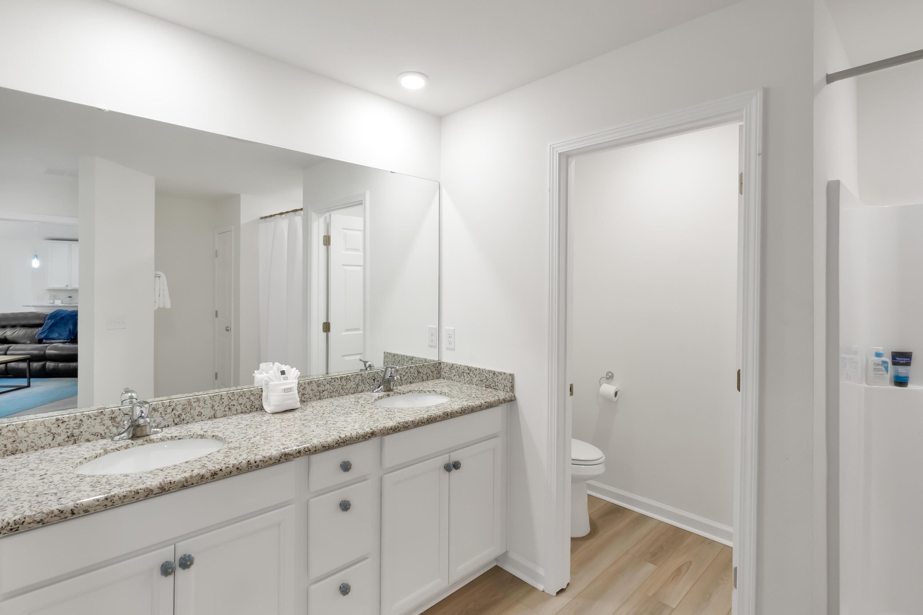 116 Cool Breeze Loop Freeport, FL 32439 - Photo 17 of 37 Gallery Image 17