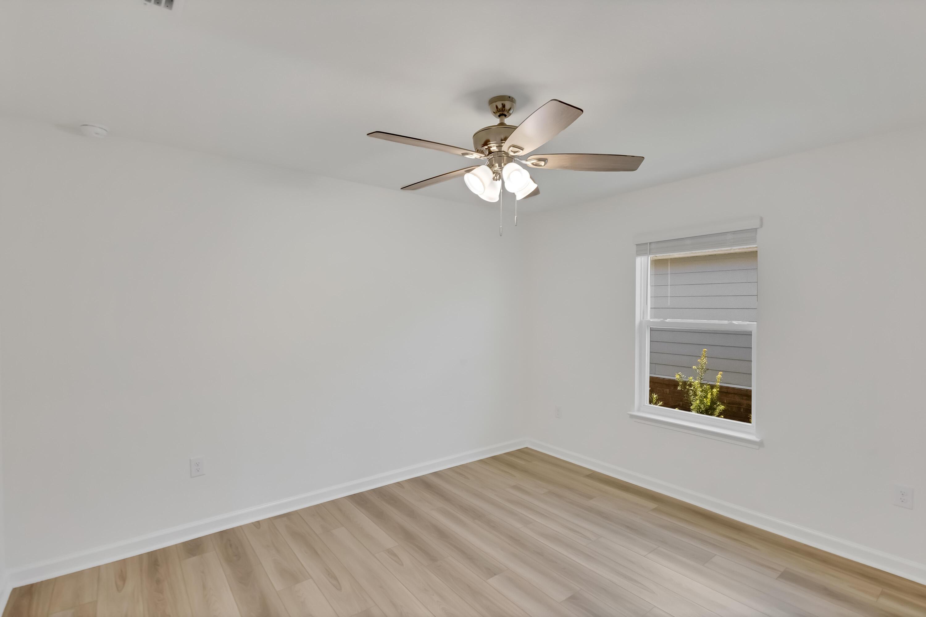 116 Cool Breeze Loop Freeport, FL 32439 - Photo 30 of 37 Gallery Image 30