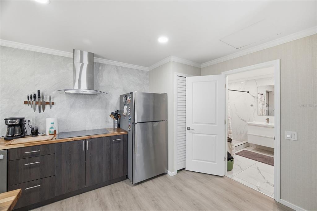 15549 Newport Road Clearwater, FL 33764 - Photo 38 of 66