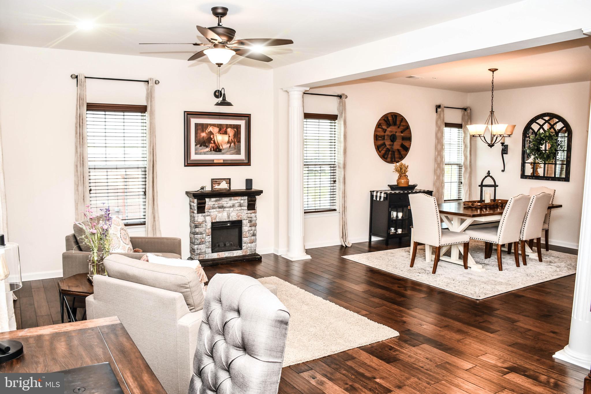 14164 Haro Trail Gainesville, VA 20155 - Photo 5 of 34 Open and spacious living room/dining room