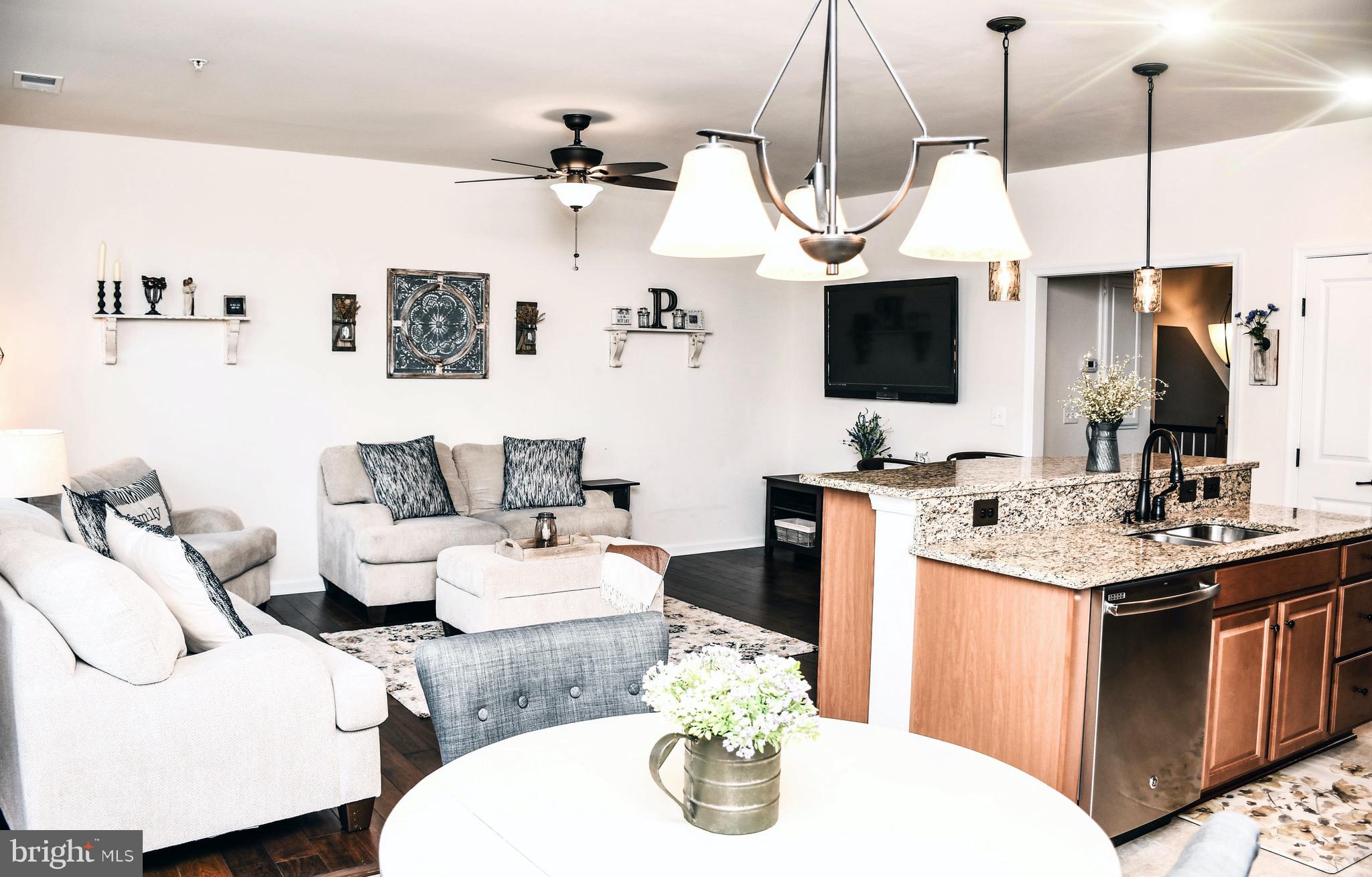 14164 Haro Trail Gainesville, VA 20155 - Photo 10 of 34 Family room