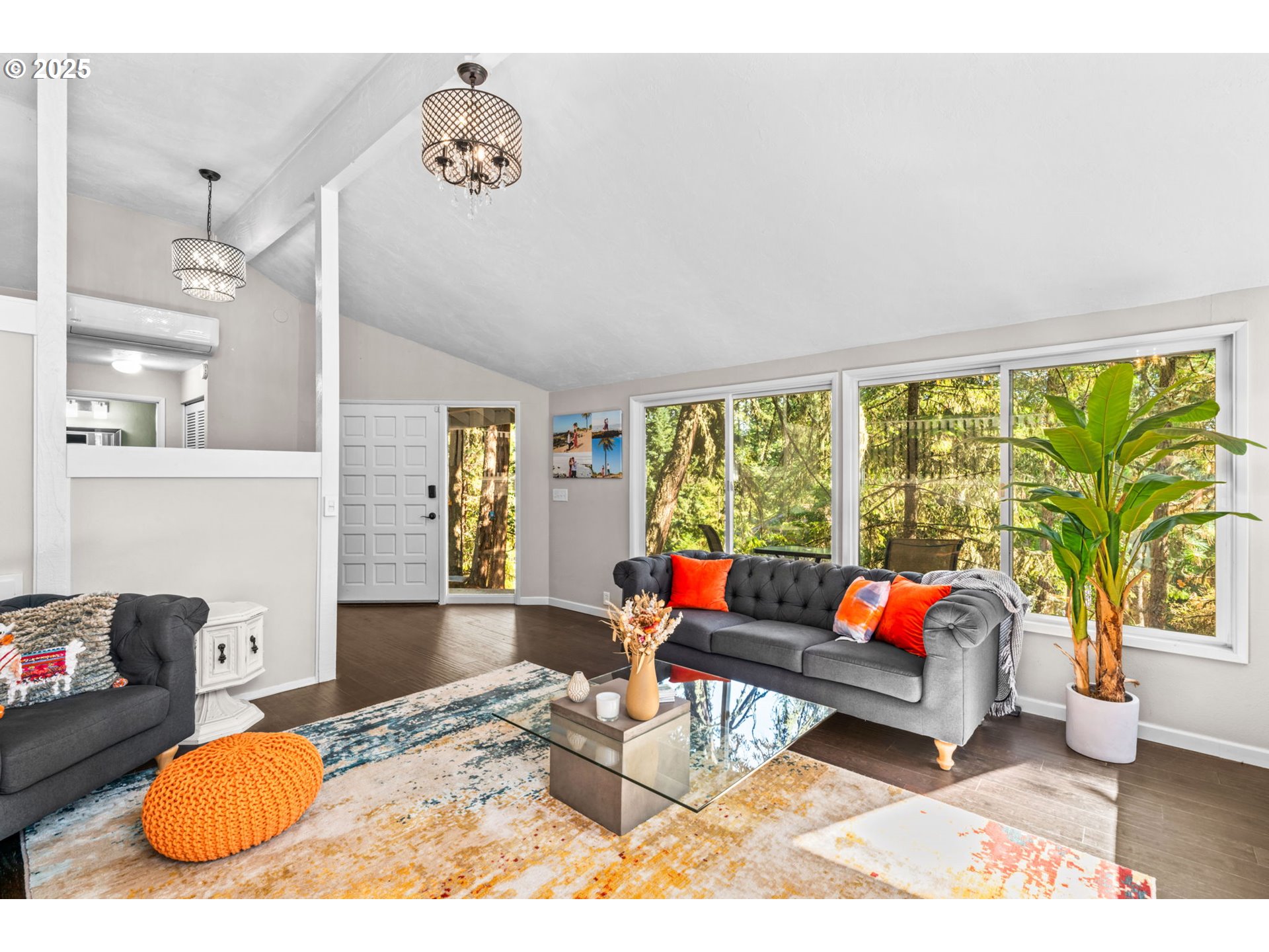 792 Brookside Drive Eugene, OR 97405 - Photo 13 of 46 a living room with furniture rug and window