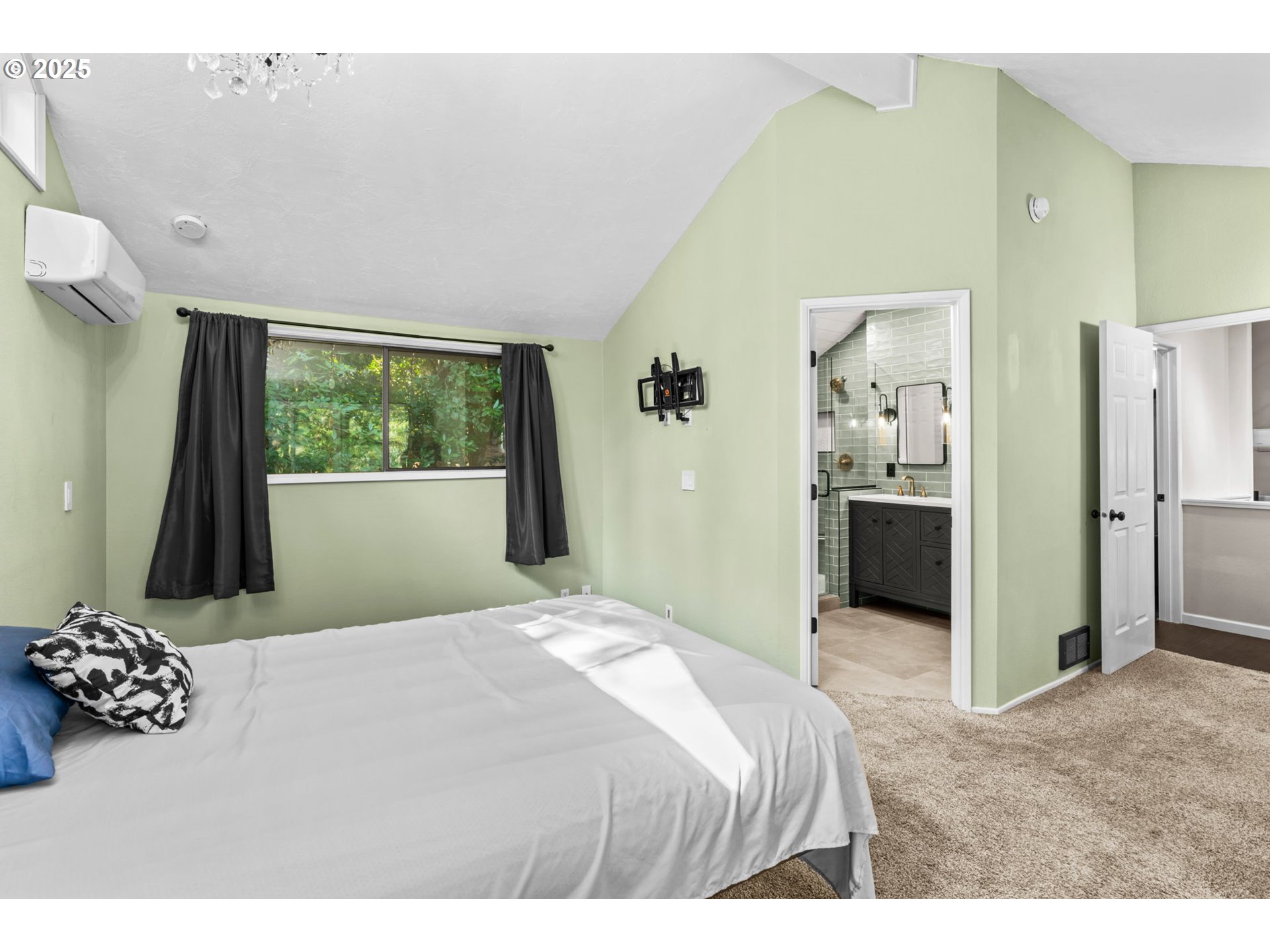 792 Brookside Drive Eugene, OR 97405 - Photo 40 of 46 a bedroom with a bed and a dresser