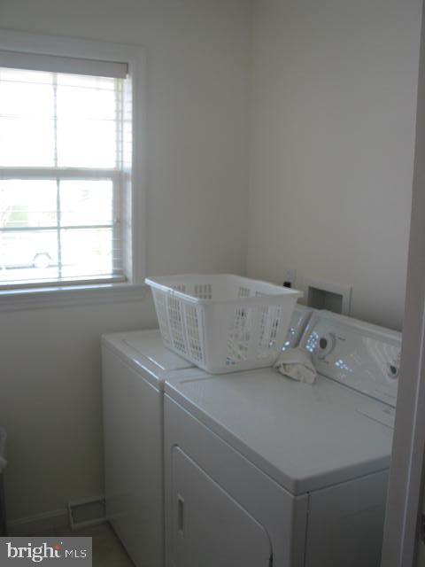 618 Chatham Way Lititz, PA 17543 - Photo 12 of 21