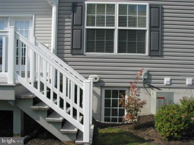 618 Chatham Way Lititz, PA 17543 - Photo 4 of 21