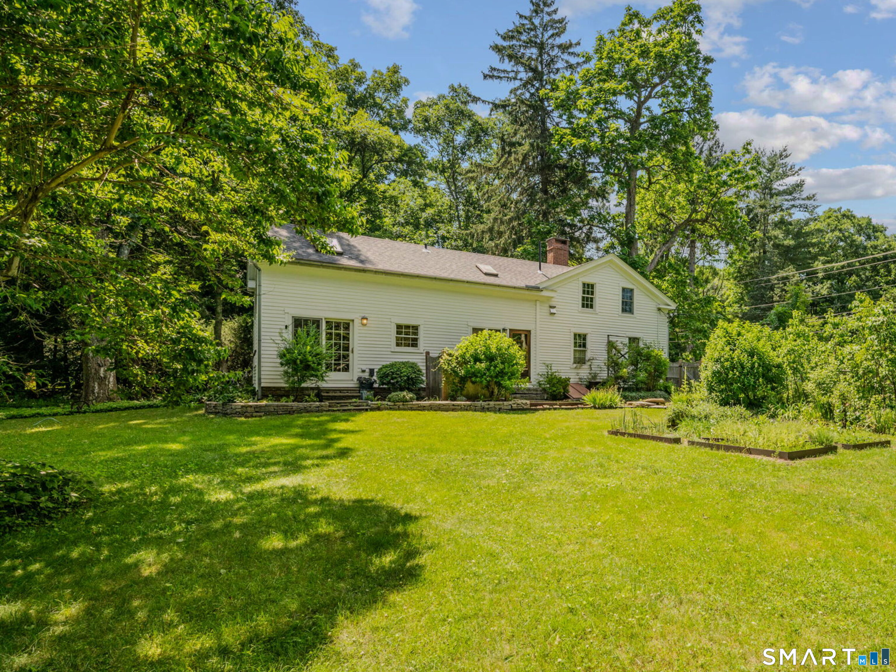 365 Winthrop Road Deep River, CT 06417 - Photo 2 of 40