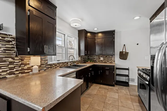 $289,900 | 1918 18 1/2 Street Northwest, Rochester, MN 55901