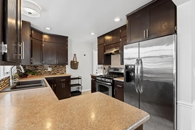 $289,900 | 1918 18 1/2 Street Northwest, Rochester, MN 55901