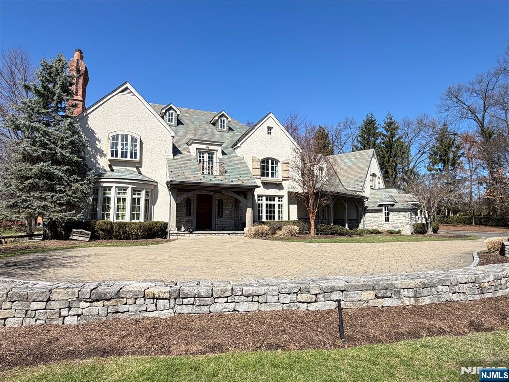 325 Wearimus Road Ho-Ho-Kus, NJ 07423 - Photo 2 of 26