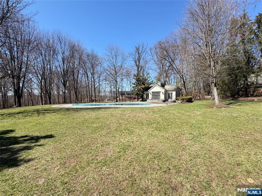 325 Wearimus Road Ho-Ho-Kus, NJ 07423 - Photo 22 of 26