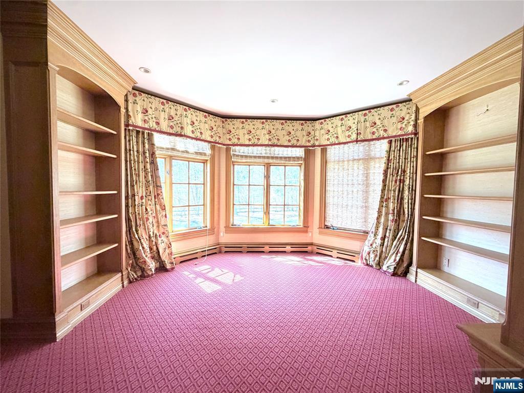 325 Wearimus Road Ho-Ho-Kus, NJ 07423 - Photo 10 of 26