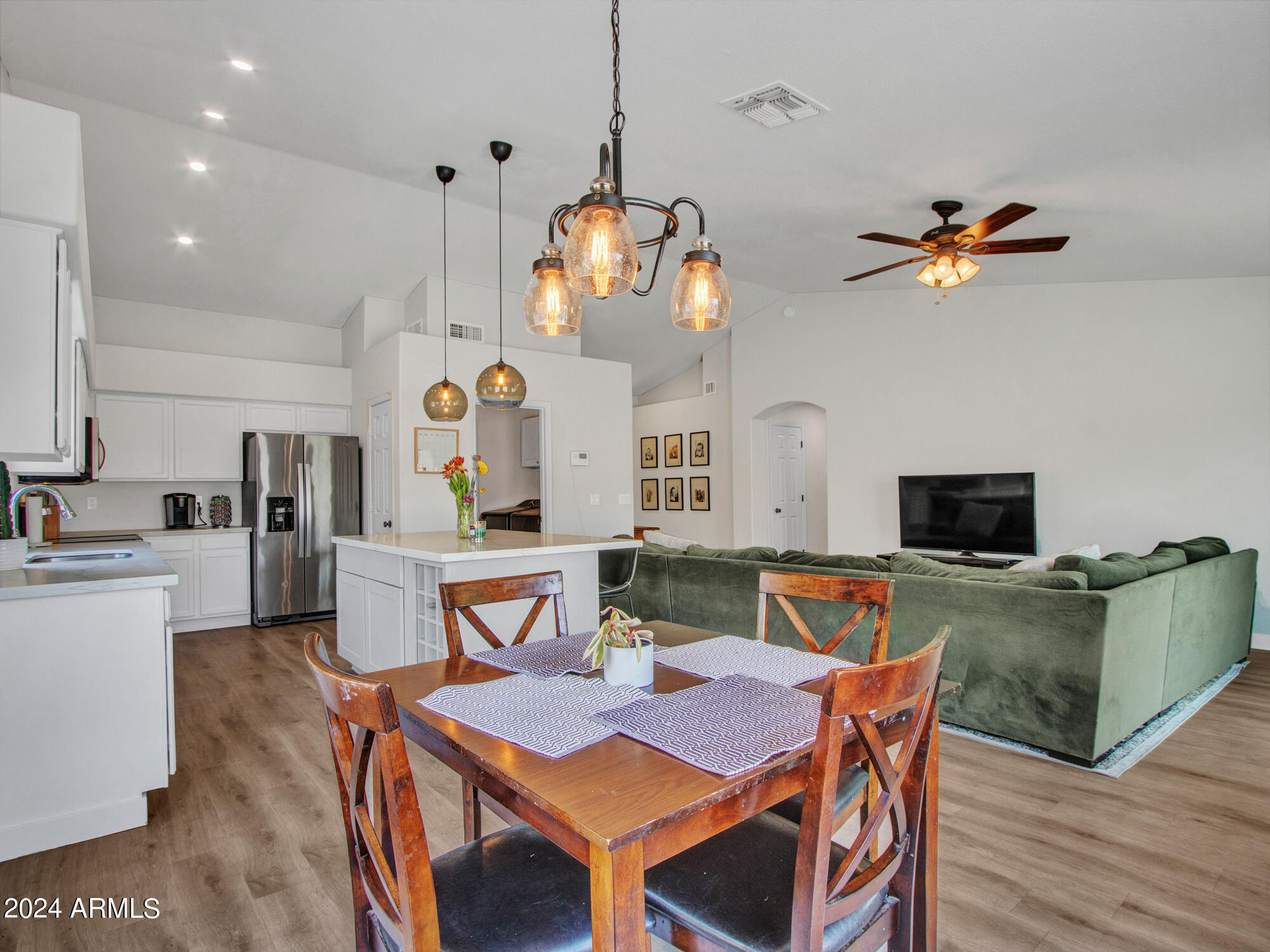 6408 West Briles Road Phoenix, AZ 85083 - Photo 19 of 59 04-Kitchen (6)