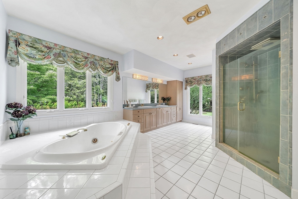 784 Strawberry Hill Road Concord, MA 01742 - Photo 21 of 41