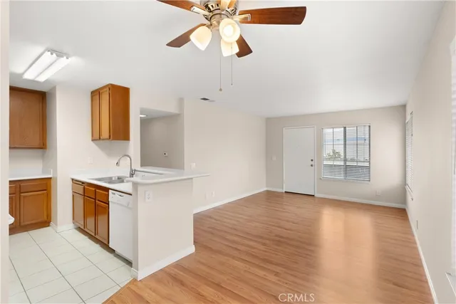 $2,600 | 18312 Parkview Lane, Unit 202, Huntington Beach, CA 92648