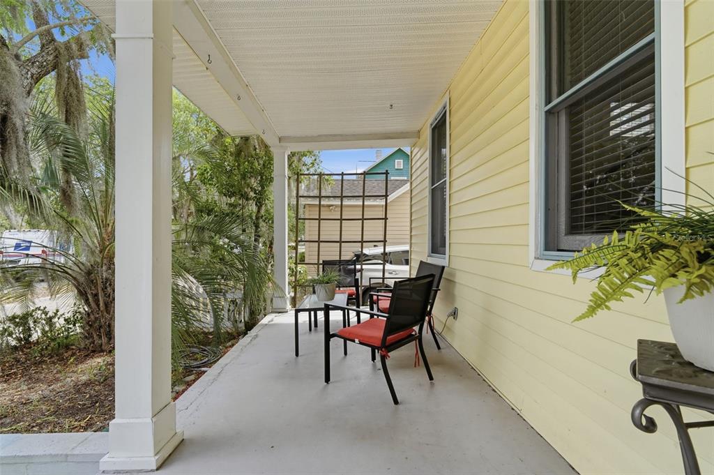 318 Colonial Court DeLand, FL 32720 - Photo 3 of 41