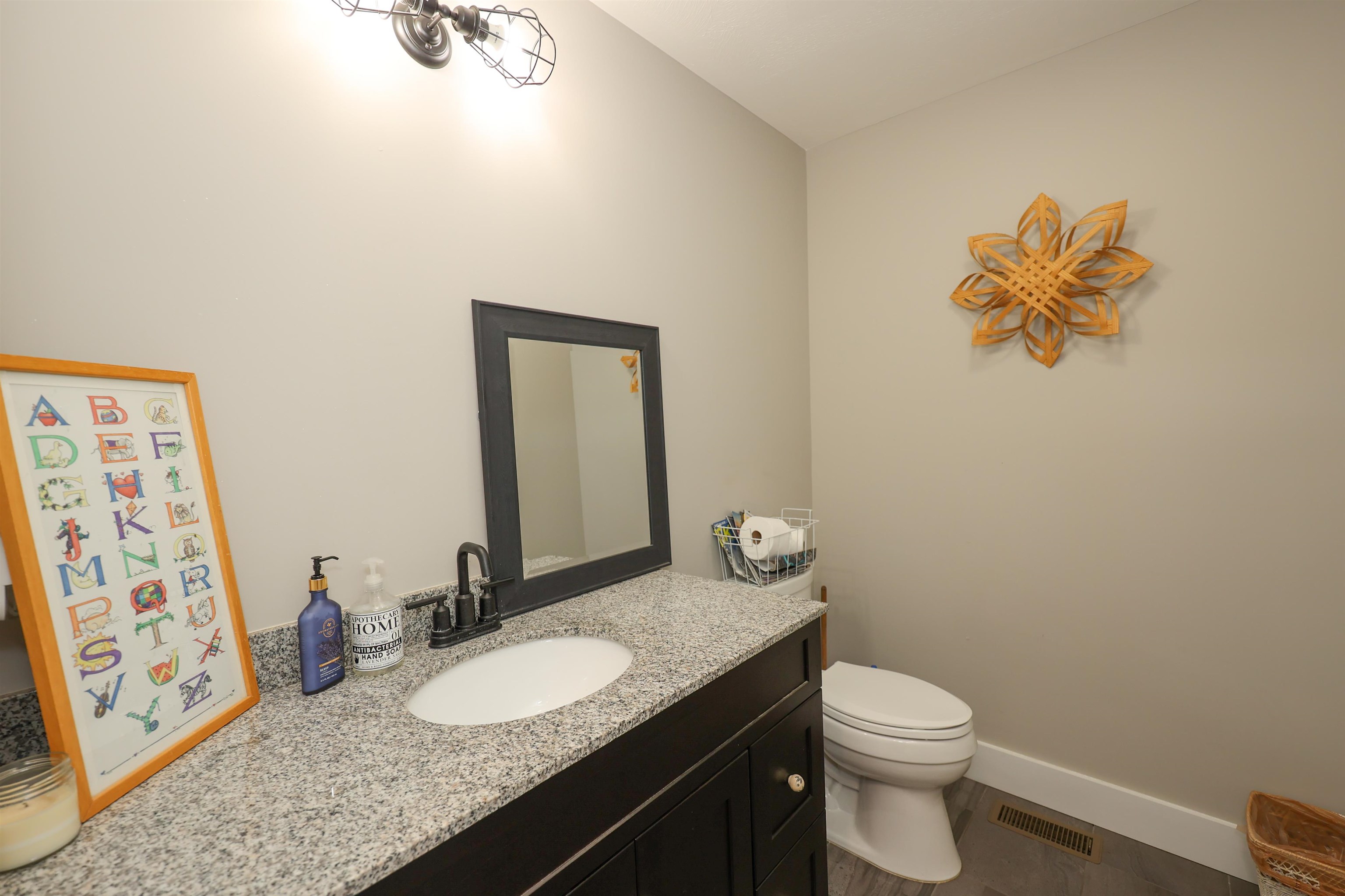 34 Rustic Lane New Boston, NH 03070 - Photo 16 of 40