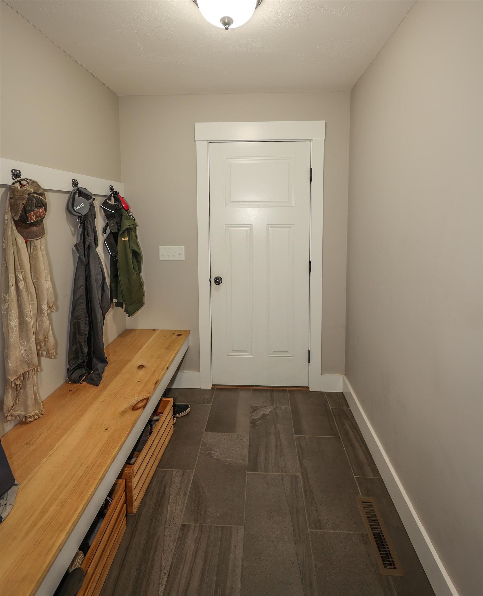 34 Rustic Lane New Boston, NH 03070 - Photo 17 of 40