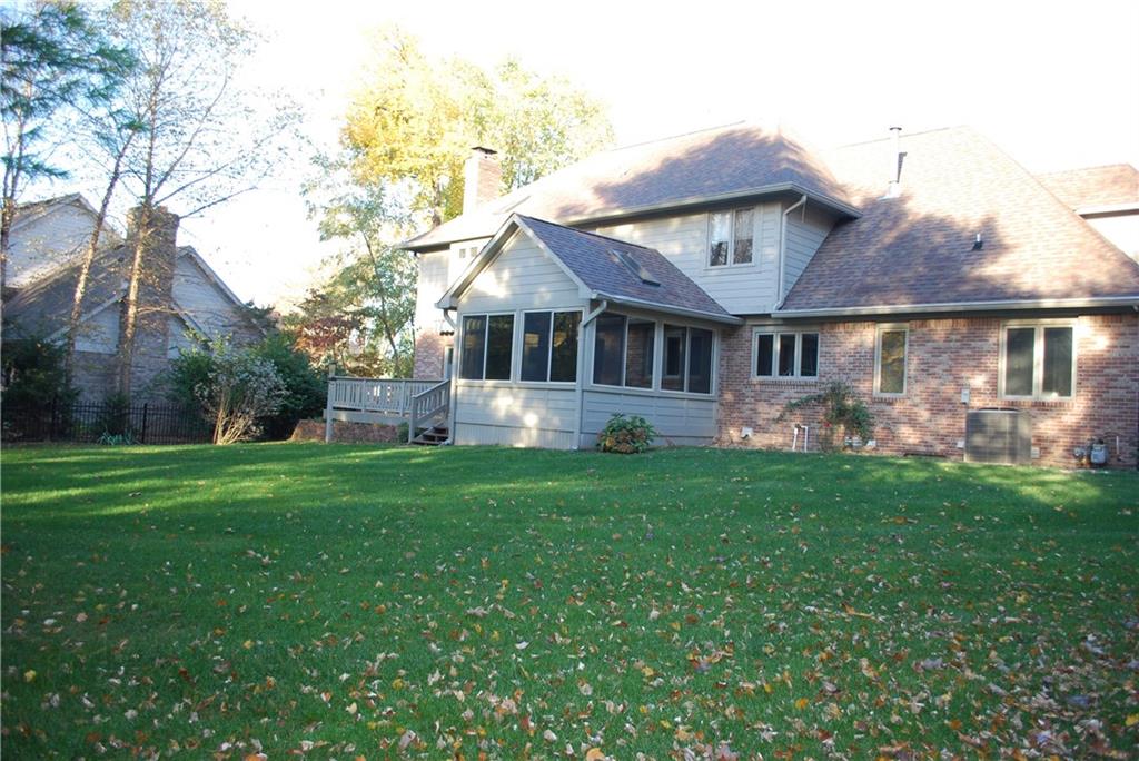 12341 Wayside Road Indianapolis, IN 46256 - Photo 19 of 24 Gallery Image 19