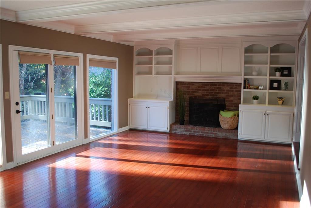 12341 Wayside Road Indianapolis, IN 46256 - Photo 7 of 24 Gallery Image 7