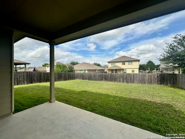 $2,495 | 13524 Ashmont Terrace, Live Oak, TX 78233