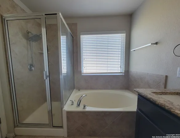 $2,495 | 13524 Ashmont Terrace, Live Oak, TX 78233