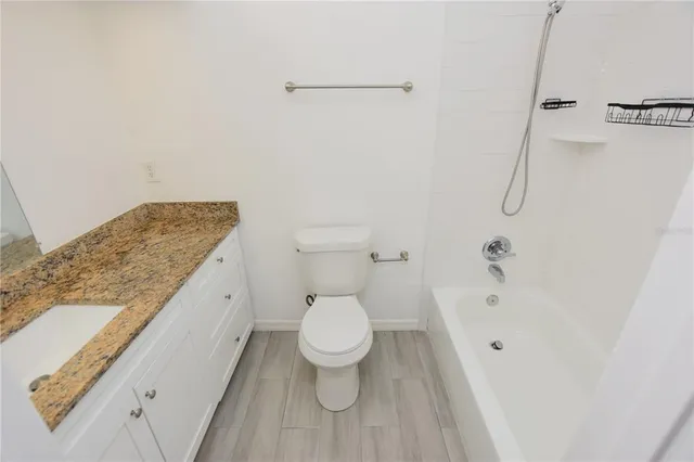 $1,400 | 1035 Fox Lake Drive, Lakeland, FL 33809