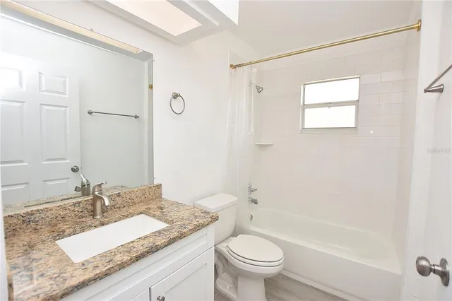 $1,400 | 1035 Fox Lake Drive, Lakeland, FL 33809