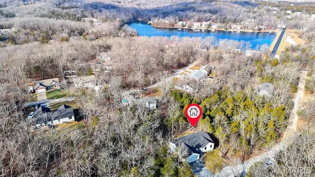 $362,000 | 416 Yorktown Drive, De Soto, MO 63020