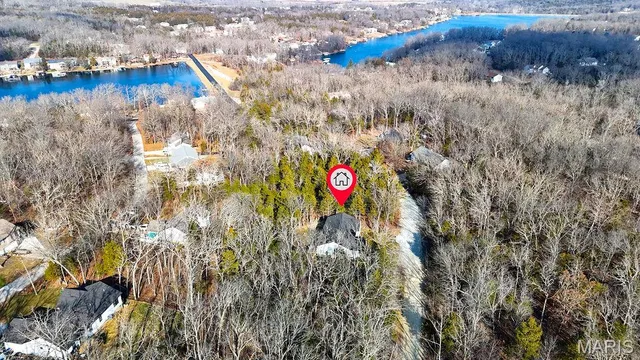 $362,000 | 416 Yorktown Drive, De Soto, MO 63020