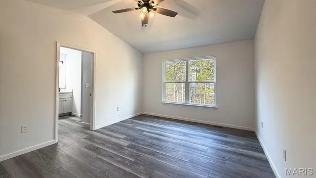 $362,000 | 416 Yorktown Drive, De Soto, MO 63020