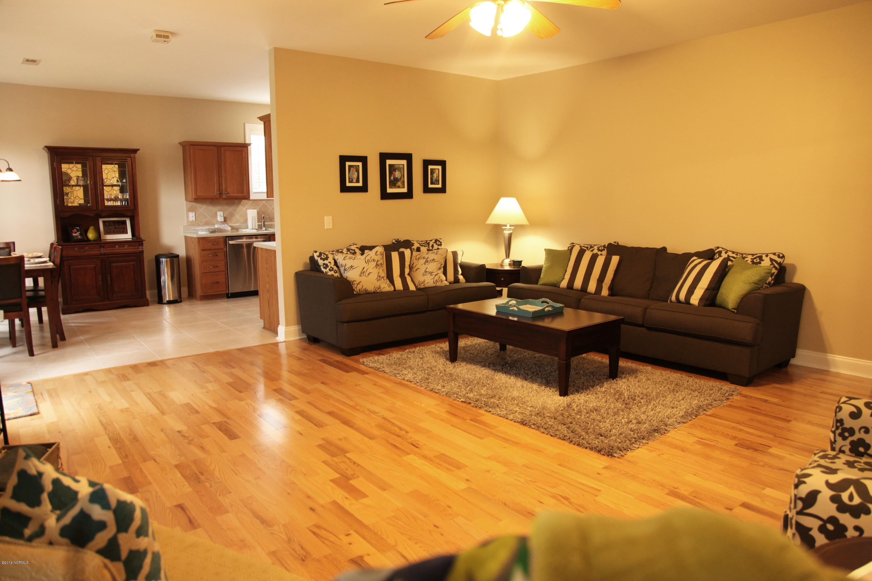 840 Washington Acres Road Hampstead, NC 28443 - Photo 8 of 30 livingrm4
