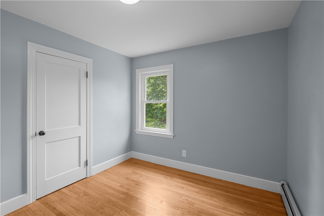 14 Gladding Street Bristol, RI 02809 - Photo 19 of 37