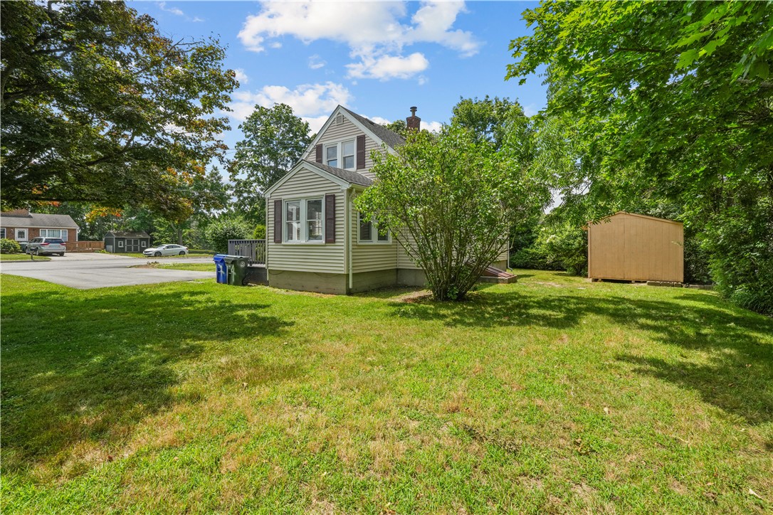 14 Gladding Street Bristol, RI 02809 - Photo 33 of 37