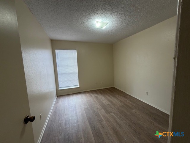 903 South Magnolia Avenue, Unit 9 Luling, TX 78648 - Photo 4 of 14