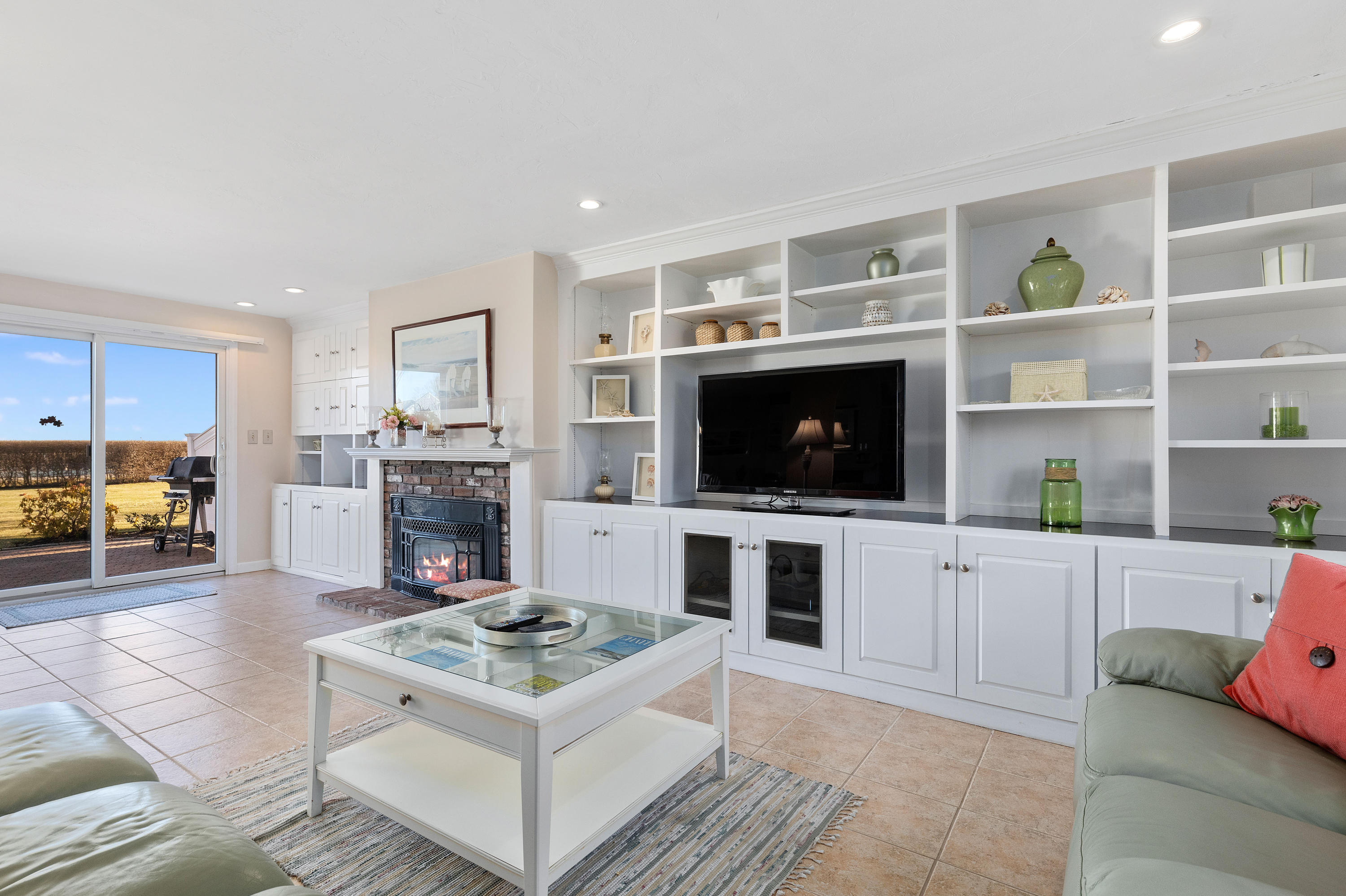 1237 Main Street, Unit 15 Chatham, MA 02633 - Photo 14 of 28 1237MaiLR-12